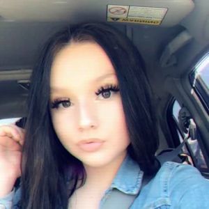 Meet your Posher, Vee